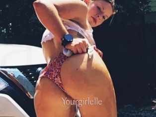 Yourgirlelle
